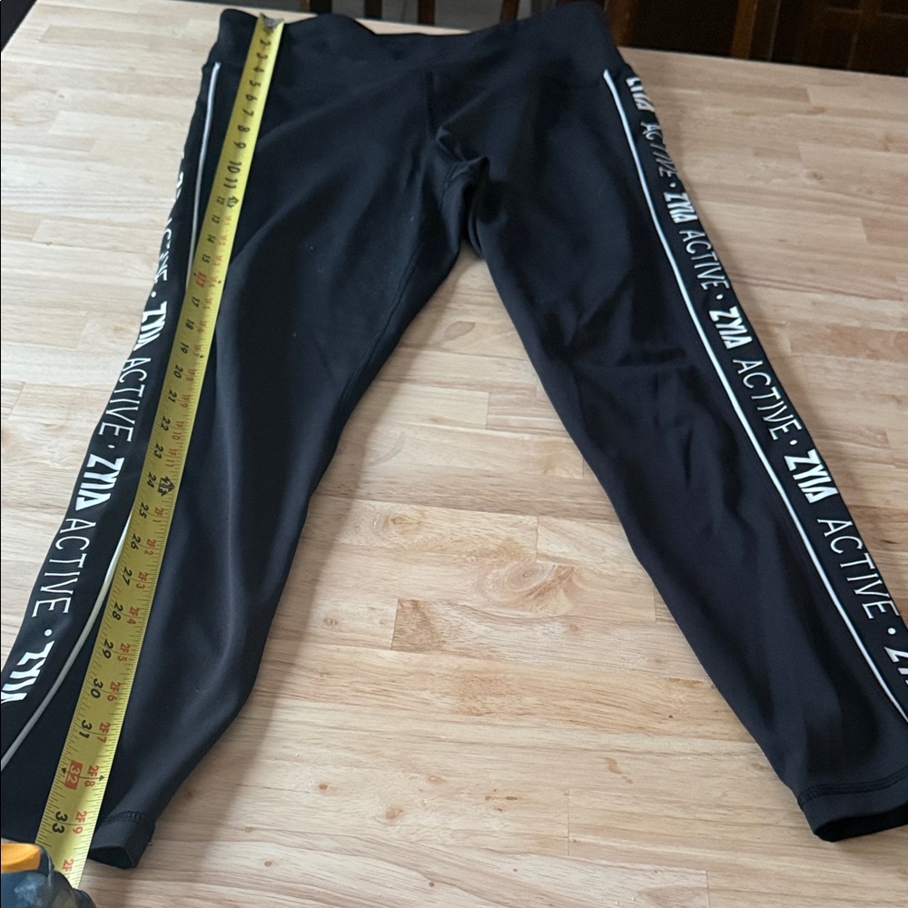 Zyia Active Black Leggings